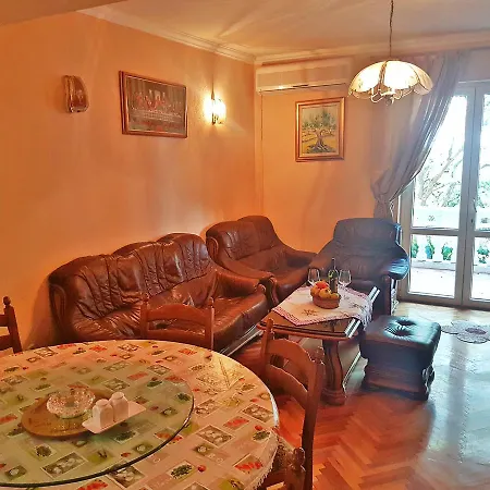 Plat Sea View Apartment *